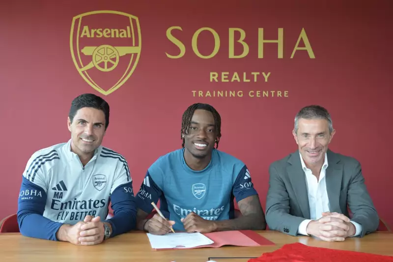 Chelsea's Noni Madueke Shines in Pre-Season as Arsenal Transfer Rumours Swirl