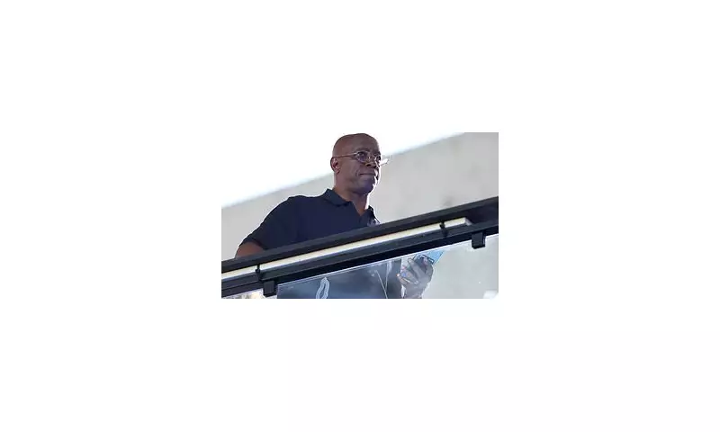 Ian Wright Defends England's Decision to Stop Taking the Knee Amid Online Abuse Towards Jess Carter