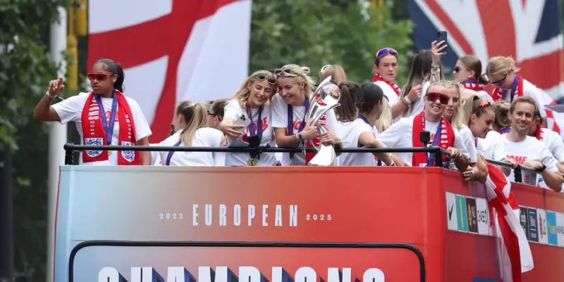 Lionesses' Triumphant Parade, Trump's Bagpipers, and Stranded Pigs: Tuesday’s Must-See Photos