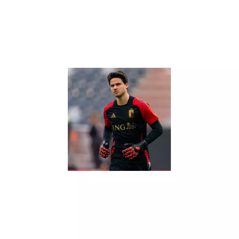 Man Utd Goalkeeper Onana's Injury Woes: Lammens Speaks Out on Shocking Situation