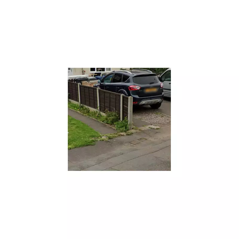 Neighbour's Fence Move Leaves Homeowner Stunned - Here's What Happened Next