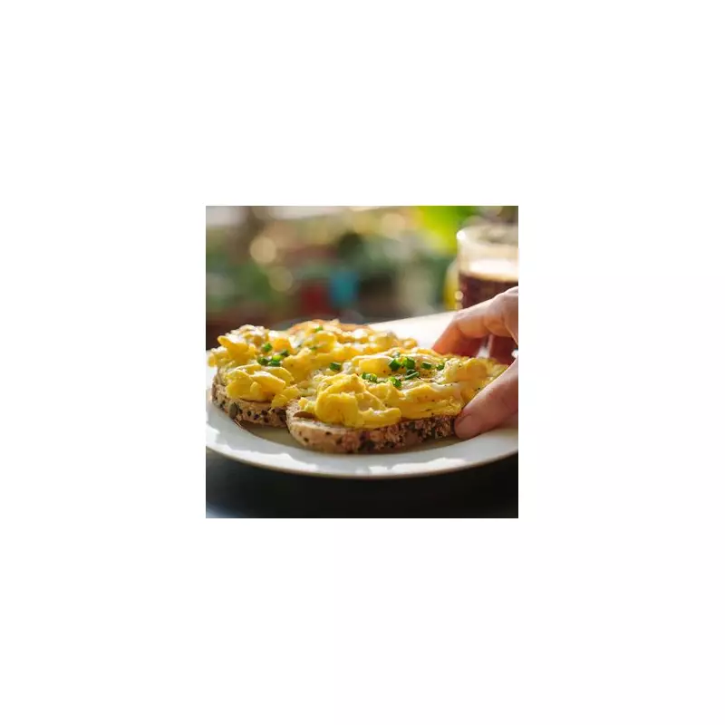 The Secret to Perfect Scrambled Eggs: A Chef's Guide to Fluffy, Creamy Delight
