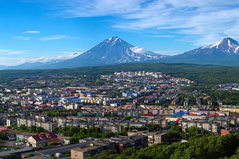 Tsunami Warning Issued After Powerful Earthquake Strikes Russia's Far East