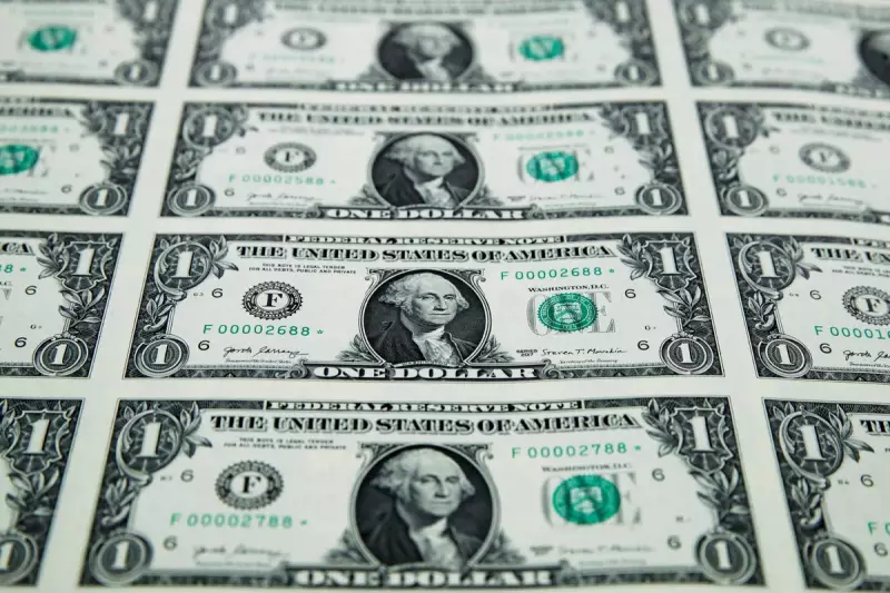 US Economy Shows Resilience as Consumer Spending Boosts GDP Growth