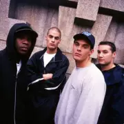 90s Boy Band Star Looks Unrecognisable Now – Fans Stunned by Transformation!