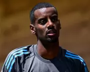 Alexander Isak Left Out of Newcastle's Pre-Season Asia Tour – What's Next for the Striker?