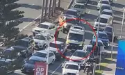 Ambulance Blocked by Selfish Drivers on Gold Coast – Emergency Delays Spark Outrage