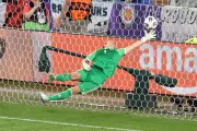 Ann-Katrin Berger's Heroic Penalty Save Secures Germany's Spot in Women's Euro Quarter-Finals