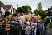 Anti-Racism Protesters Clash with Far-Right Outside Epping Migrant Hotel