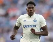 Aston Villa Eye Porto Star Samu Aghehowa in £55m Transfer Swoop