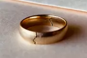 Bride-to-Be's Viral TikTok Reveals Heartbreaking Wedding Cancellation After Partner's Shocking Confession