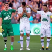 Chapecoense Plane Crash Survivor Alan Ruschel's Emotional Return to Football