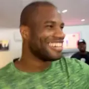 Daniel Dubois vs Oleksandr Usyk: Explosive Heavyweight Showdown Ends in Controversy