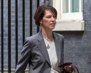 Diageo's Post-COVID Hangover: Why Debra Crew Couldn't Turn the Tide