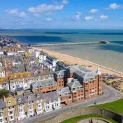 Discover the Hidden Gem of the UK: A Stunning Seaside Town That Rivals the Mediterranean