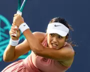 Emma Raducanu Outplayed by Anna Kalinskaya in Washington Semi-Final Thriller