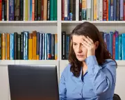 Hot Flushes Shouldn't Be Ignored: New Study Overturns Perimenopause Myths