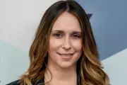 Jennifer Love Hewitt and Sarah Michelle Gellar's Secret Friendship: The Untold Story