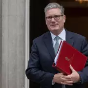 Keir Starmer Demands Immediate Return of Parliament Amid Rwanda Bill Controversy