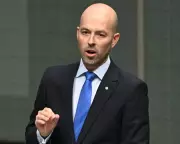 Liberal MP Simon Kennedy Warns Coalition Over Net Zero Backlash: 'We Must Listen to Voters'