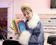 Mandy Review: Diane Morgan Delivers Dark Comedy Gold in BBC Two’s Latest Hit