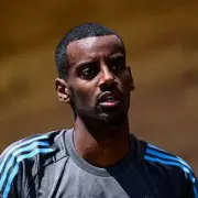 Newcastle's Alexander Isak in Shock £100m Liverpool Transfer Link as Saudi Clubs Circle