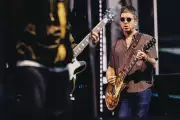 Oasis Rock Wembley: Rare Footage Surfaces from Legendary 2000 Gig