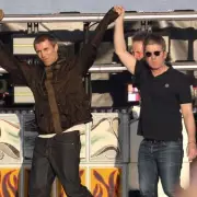 Oasis Superfan Spends £700 on Tickets – Only to Realise It's a Tribute Band!