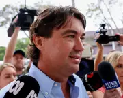 Outback Wrangler Star Matt Wright Pleads Not Guilty in Fatal Helicopter Crash Case