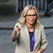 Sarina Wiegman Offered Lucrative FA Deal to Stay as England Women's Manager Until 2027