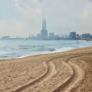 Spanish Beach Chaos: Tourists Face Sunbed Battles and Overcrowding in Popular Holiday Spots