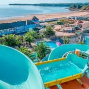 Splash-tastic Fun: My Day at the UK's Biggest Waterpark – A Must-Visit Adventure!