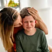 What's the Perfect Age for Your Child to Own a Smartphone? Experts Weigh In