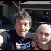 Woman Reunites with Long-Lost Sister Thanks to DNA Testing Site - An Emotional Journey