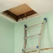 Woman's Shocking Discovery After Buying Second-Hand Wardrobe – What She Found Inside Will Amaze You!