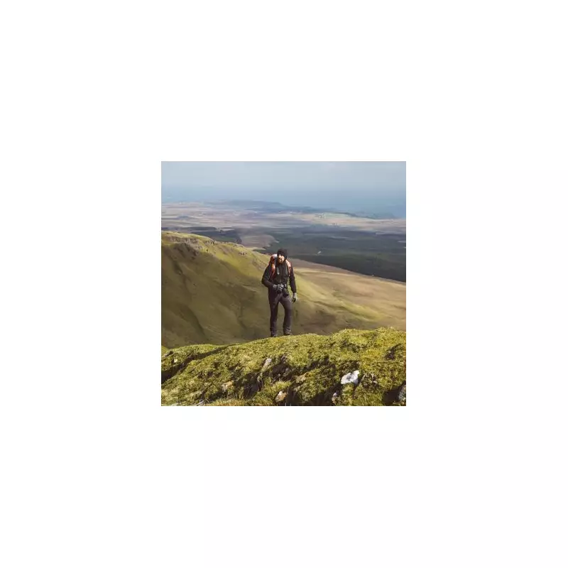 Barefoot Climber Conquers UK's Highest Peak in Bizarre Midnight Stunt