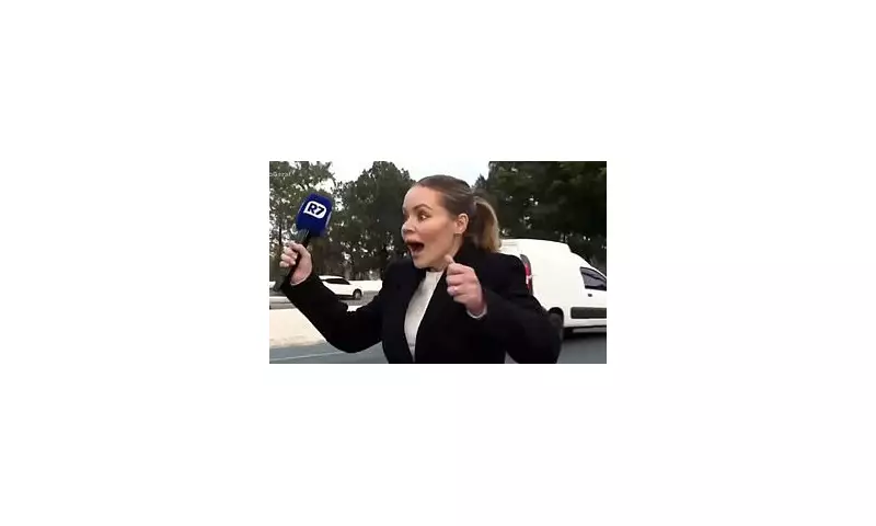 Bike-Riding Thief Snatches Reporter's Phone During Live Broadcast in Central London | Shocking CCTV Footage
