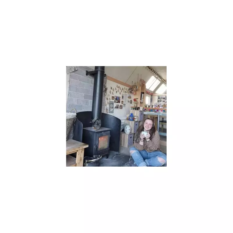 Couple Ditch 9-to-5 to Live Off-Grid in a Tiny Home – Here's How They Did It