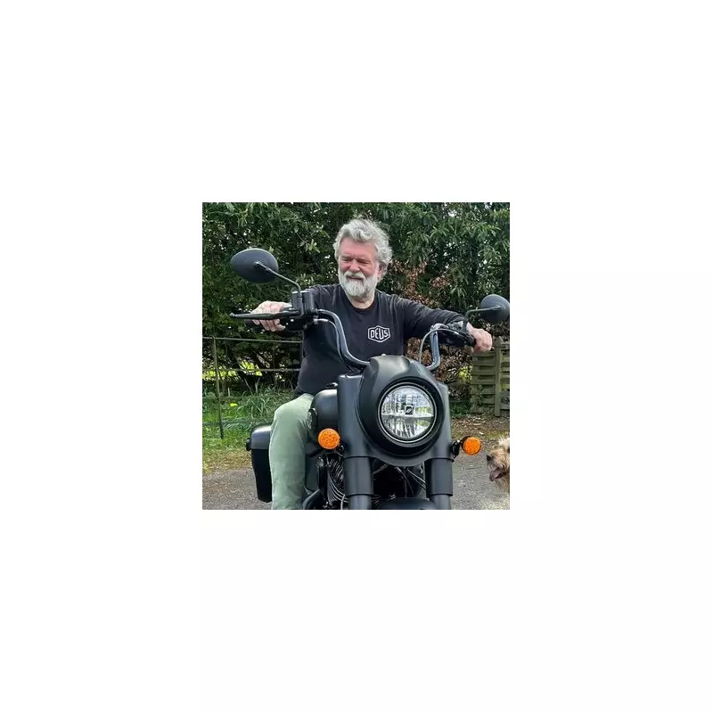 Hairy Bikers Star Si King Shares Heartbreaking Tribute to Late Co-Star Dave Myers