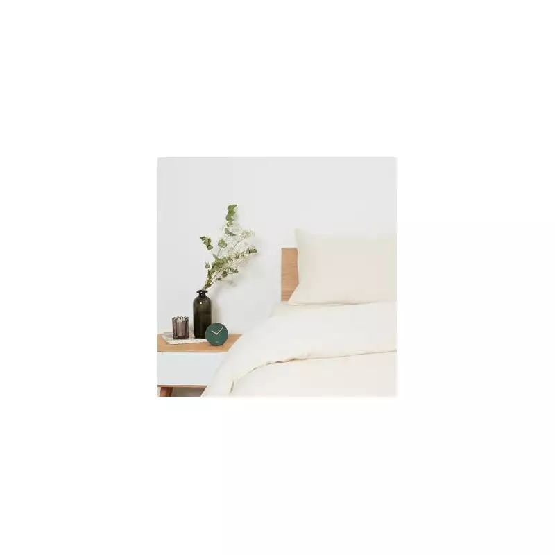 Hot Sleepers Rejoice: This Cooling Bamboo Duvet Is a Game-Changer for Summer Nights