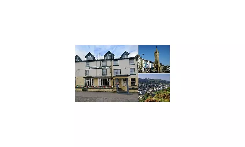 Hotel Owners Battle to Silence 150-Year-Old Town Clock Amid Flood of Negative Reviews