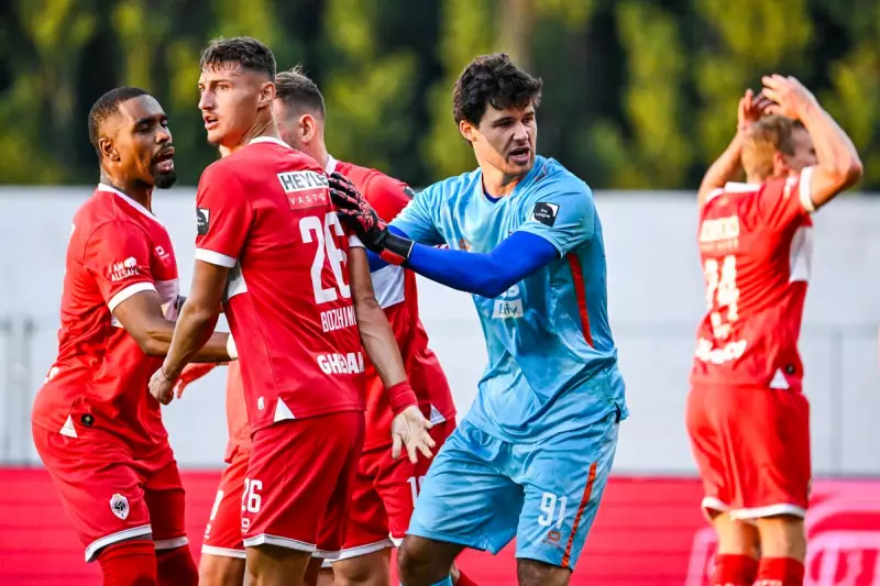 Man Utd's Goalkeeper Exodus: Third-Choice Lammens Departs After Onana & Bayindir Arrivals | Exclusive