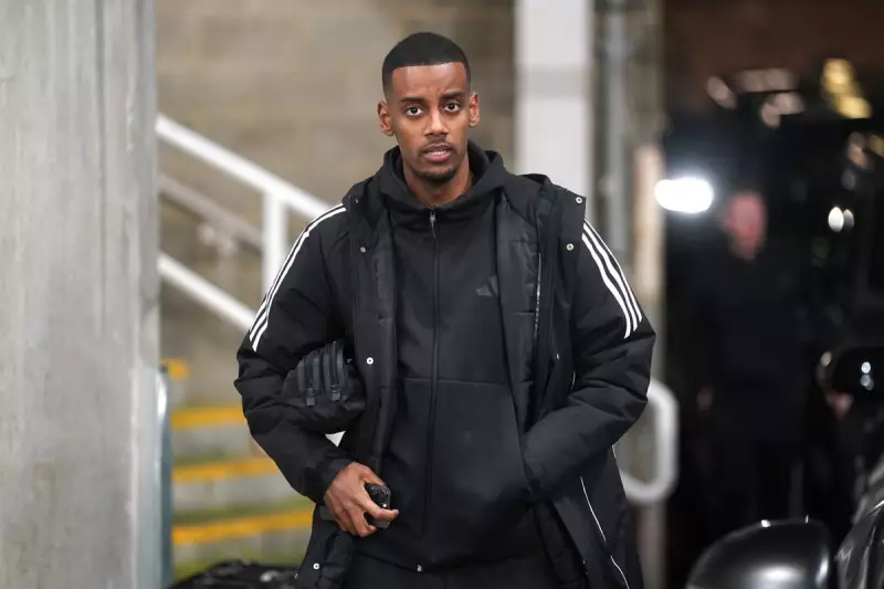 Newcastle's Alexander Isak Outshines Mohamed Salah as Magpies Stun Liverpool