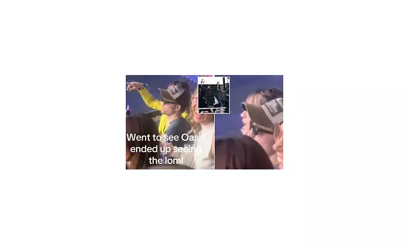 Oasis Fans Spot Hollywood A-Listers in the Crowd – No VIP Treatment for These Stars!
