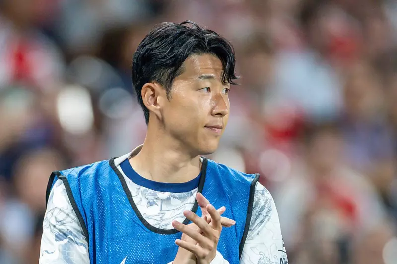 Premier League Transfer Frenzy: Arsenal, Liverpool, and Man United Chase Top Targets