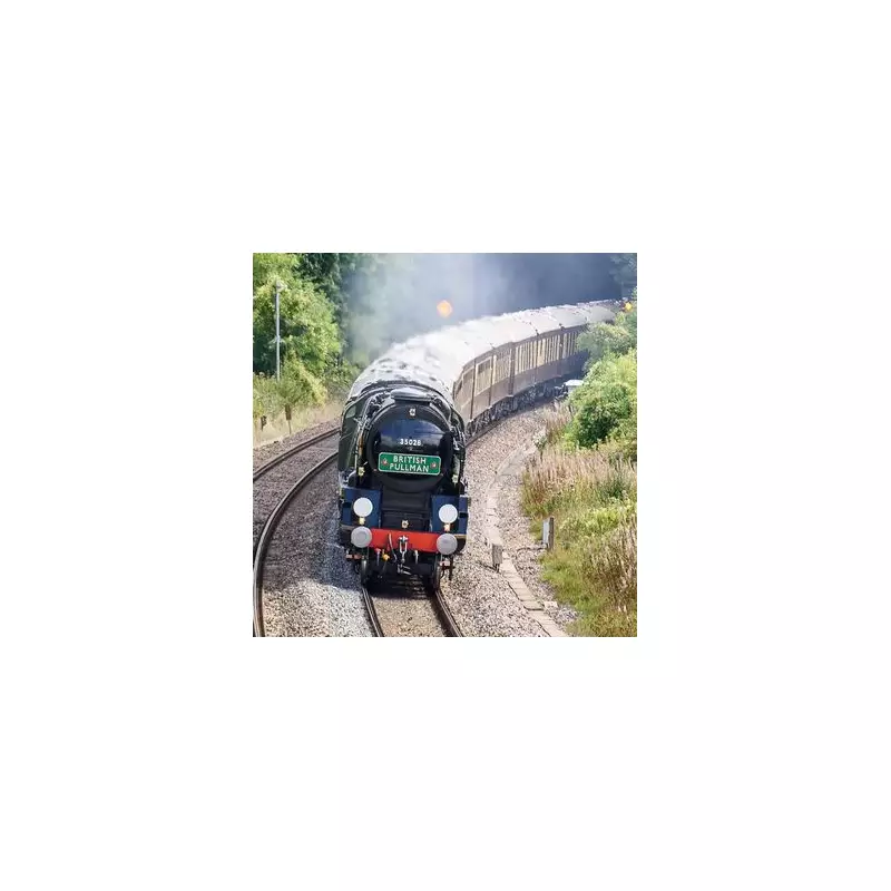 Step Back in Time: The Ultimate Luxury Steam Train Journey from London to Bath