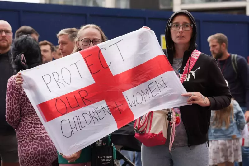 Tourists Mistaken for Protesters in Canary Wharf: Police Confusion Sparks Outrage