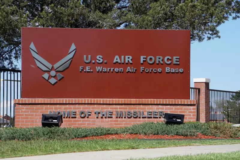 US Air Force B-1B Lancer Makes Emergency Landing in Wyoming After Mid-Air Malfunction