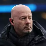 Alan Shearer Backs Alexander Isak Over Hugo Ekitike in Newcastle Striker Debate