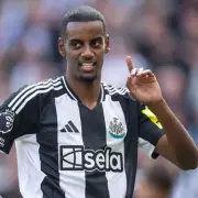 Alexander Isak Stuns Liverpool: Newcastle Star Channels Alan Shearer in Sensational Performance